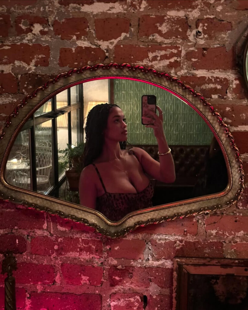 TikTok – T H I C C – Ebony – Artsynya – Nude Leaks