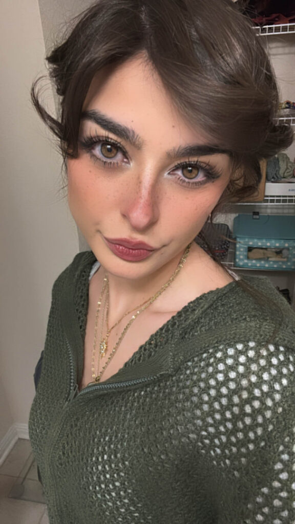 Twitch – Petite – ARUUU – Nude