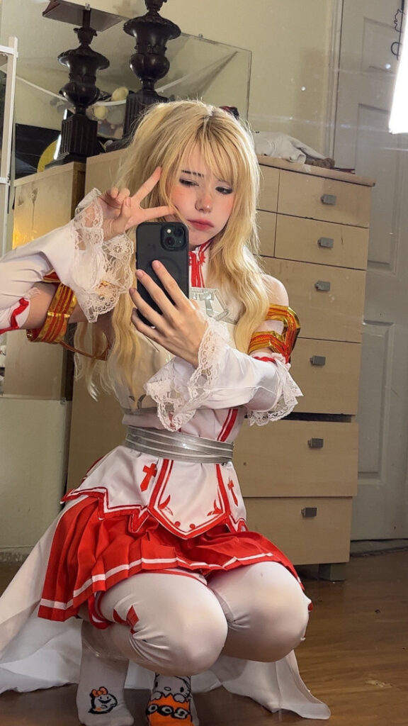 TikTok – Cosplay – ashisbees – Nude