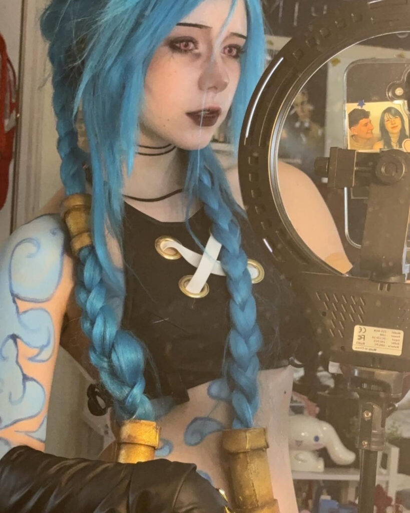 TikTok – Cosplay – ashisbees – Nude