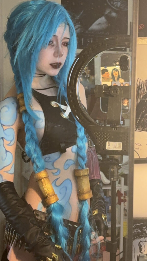 TikTok – Cosplay – ashisbees – Nude