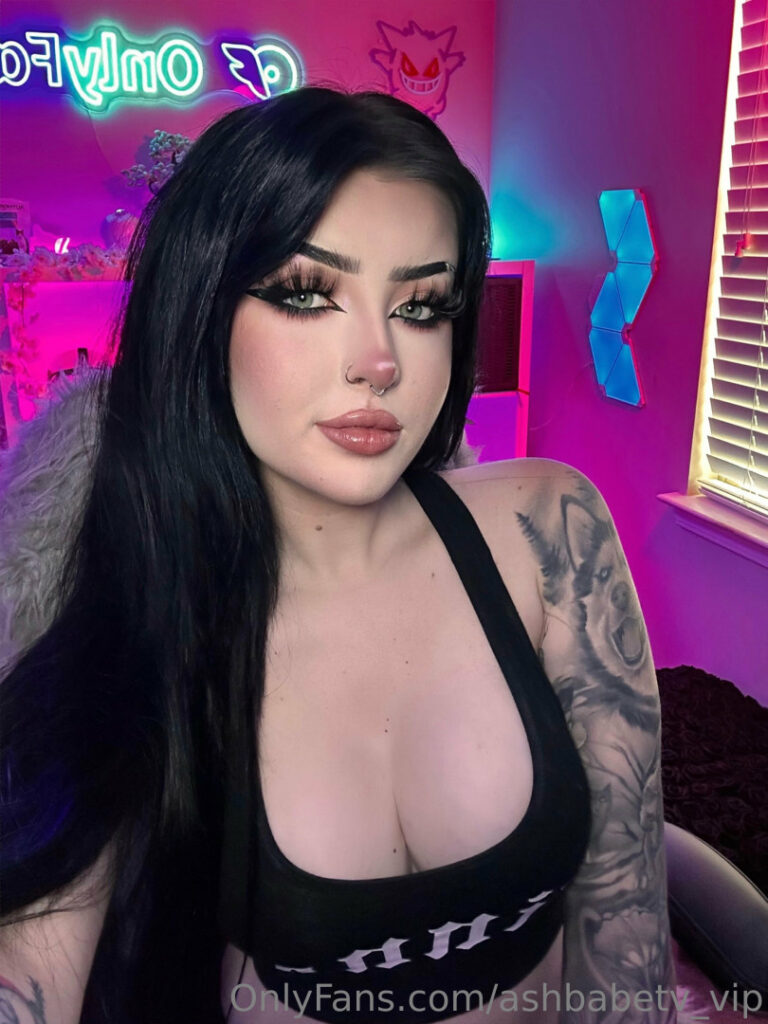 OnlyFans – Ashley Banks / ashbabetv / ashley_banks – Nude