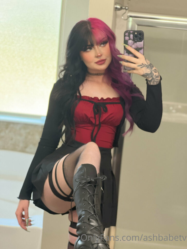 OnlyFans – Ashley Banks / ashbabetv / ashley_banks – Nude