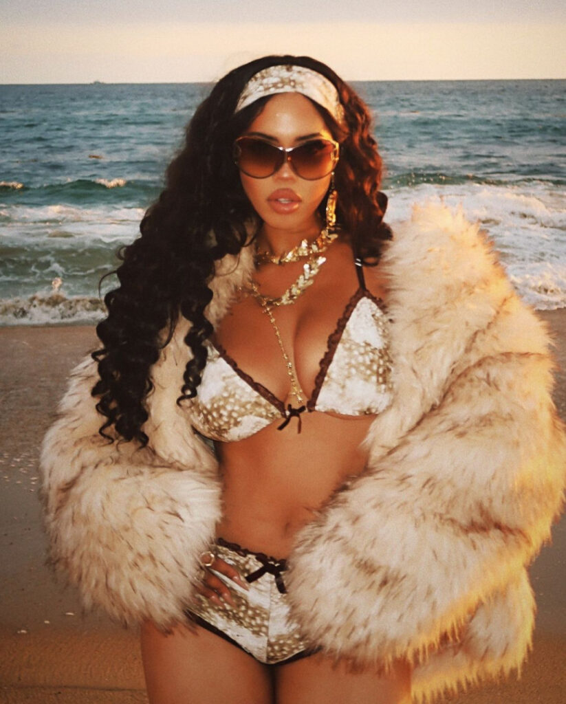 TikTok – Instagram – Ebony – Asia Monet Ray – Nude