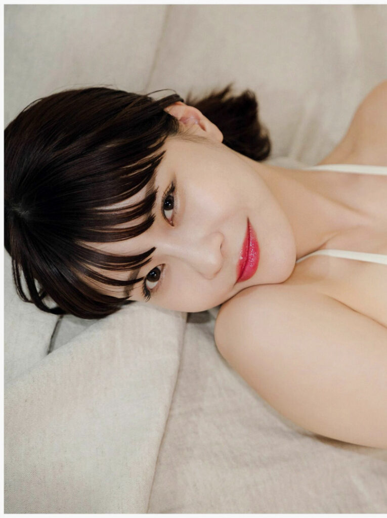 Instagram – Asian – Japanese – Asuka Kishi (岸明日香) – Nude Leaks