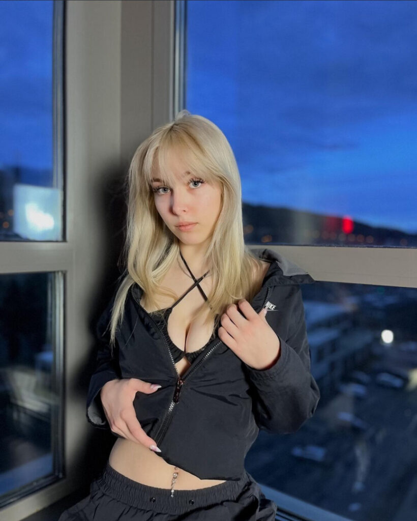 OnlyFans – Athene  deathene – Nude Leaks