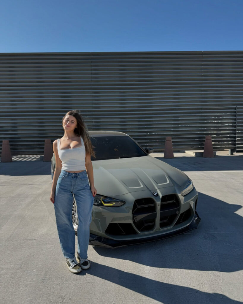 Instagram – Autumn Spooner – Nude