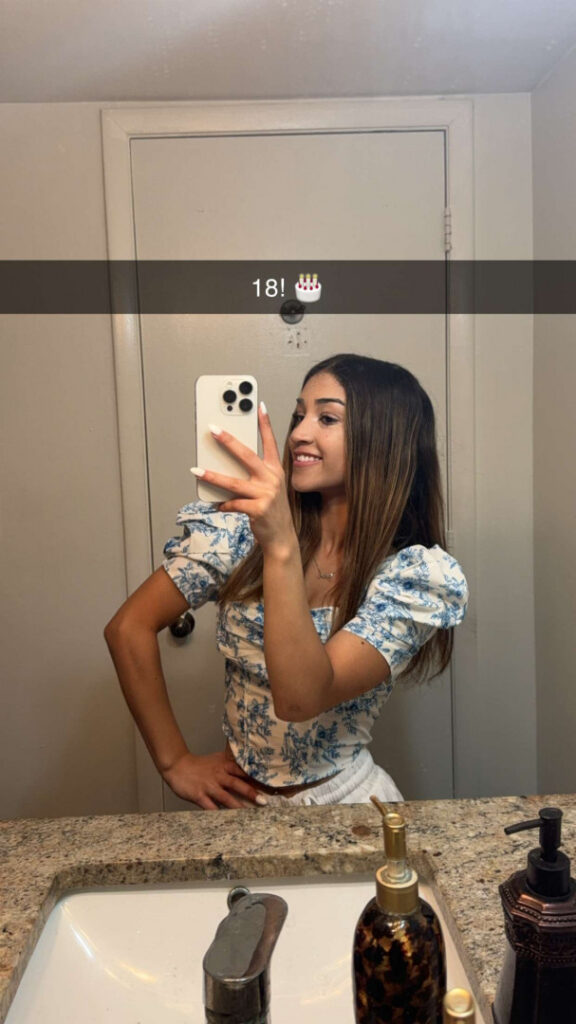 TikTok – Petite – Teen – Ava Justin – Nude