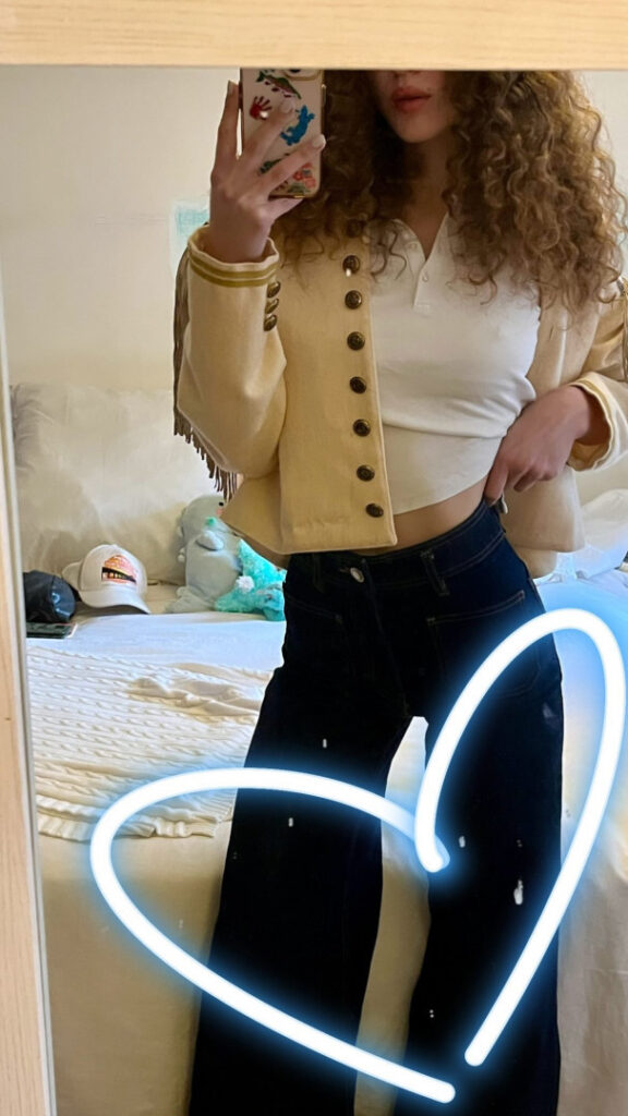 Instagram – Ava Pearlman – Nude