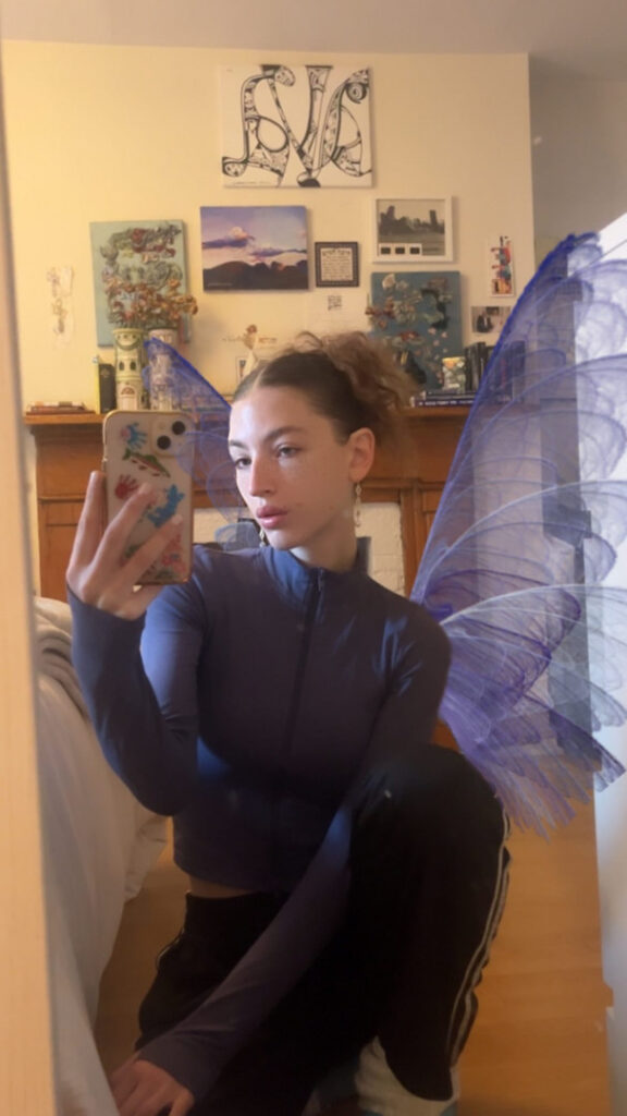 Instagram – Ava Pearlman – Nude