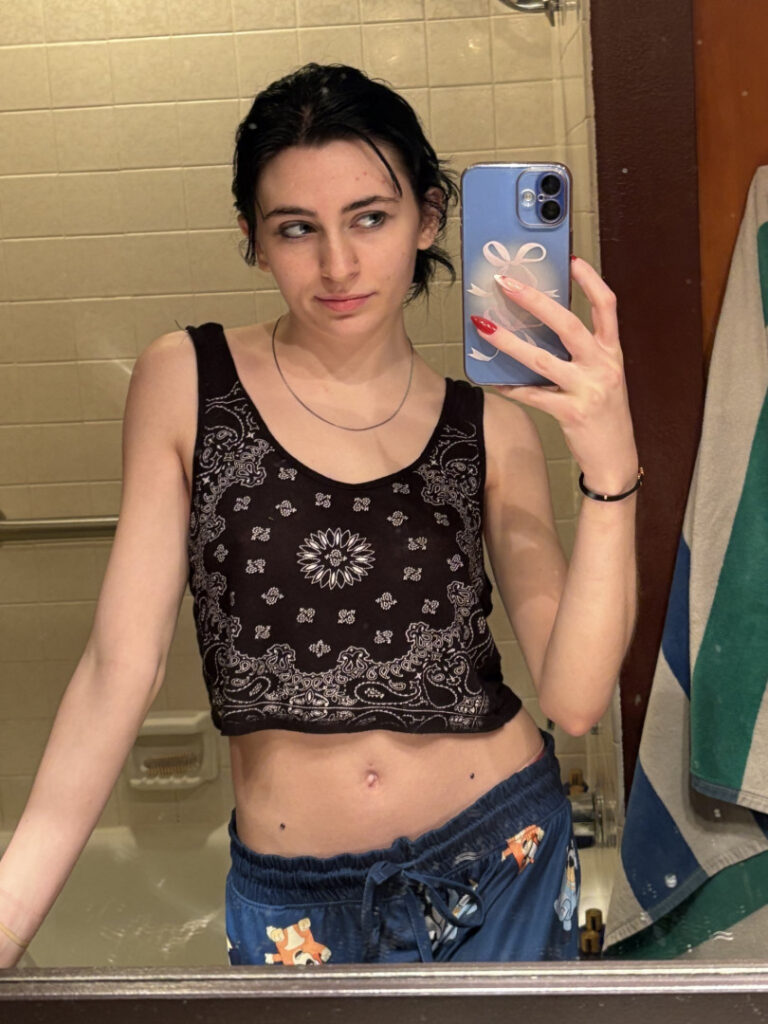 Reddit – Fansly – Teen – avieb4by / snipermasklovr – Nude