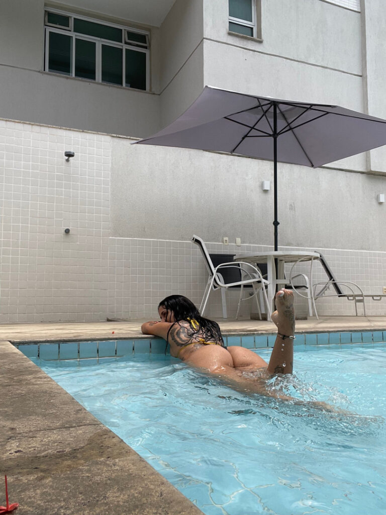 Brazil – Celeb – AZZY – Nude Leaks