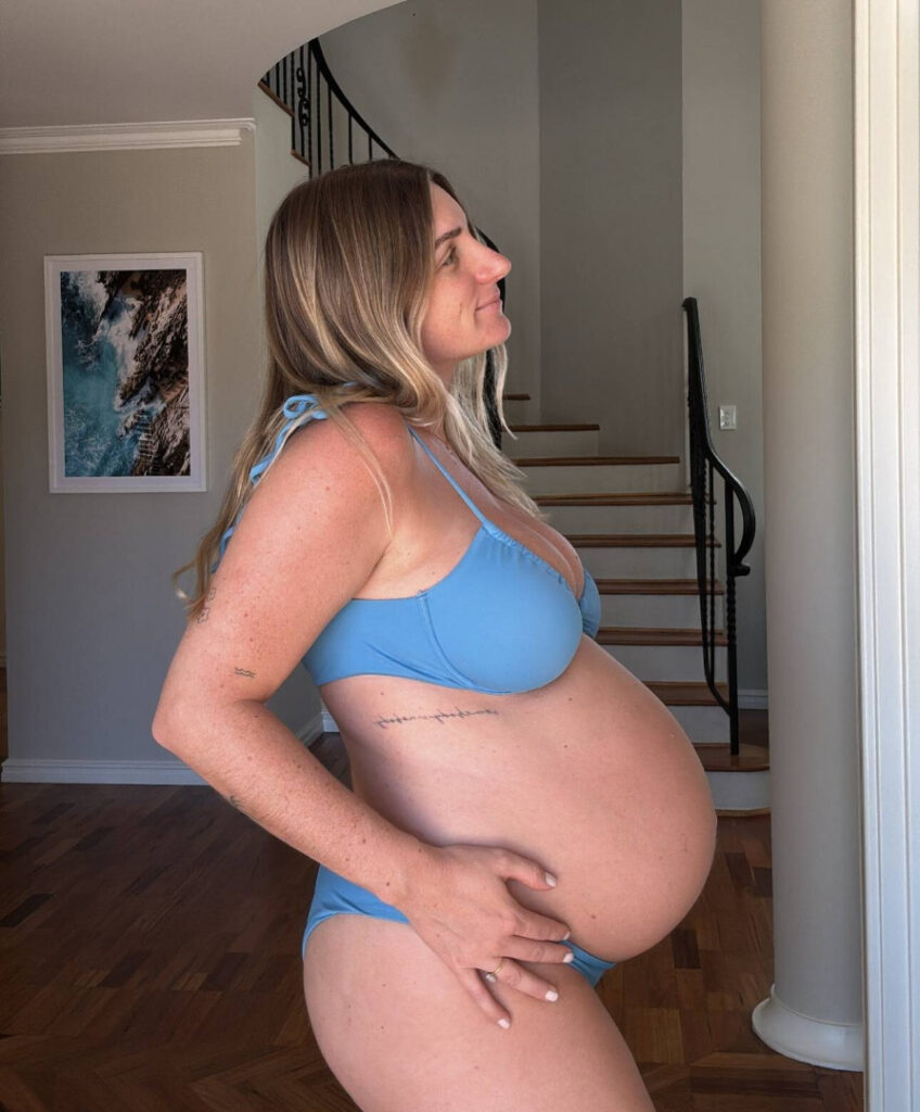 Instagram – B rookrlambert – Nude