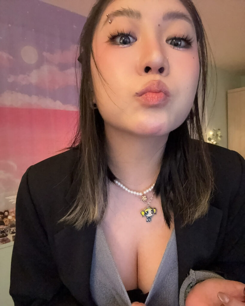 Twitch – babyhsu888 – Nude