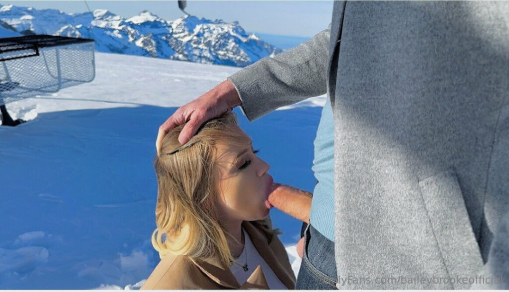 XXX – Bailey Brooke – Nude