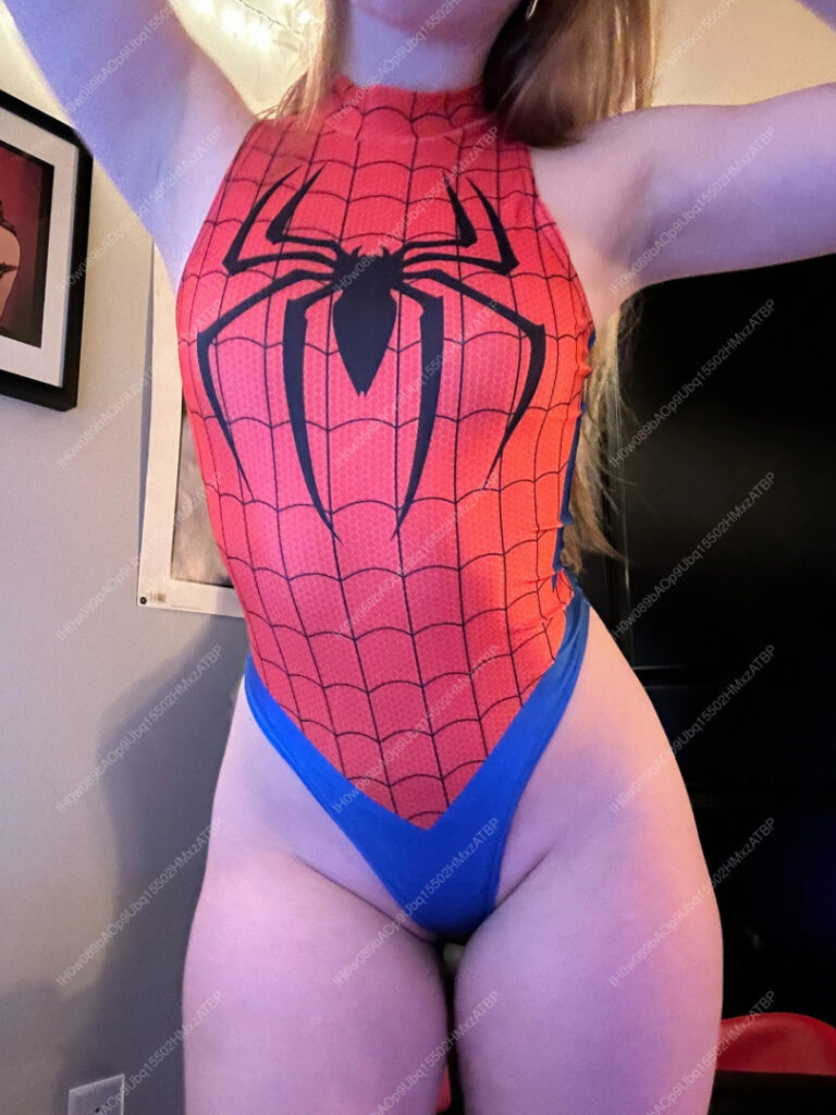 TikTok – Instagram – Bailey Hurley / Bailssoflove – Nude