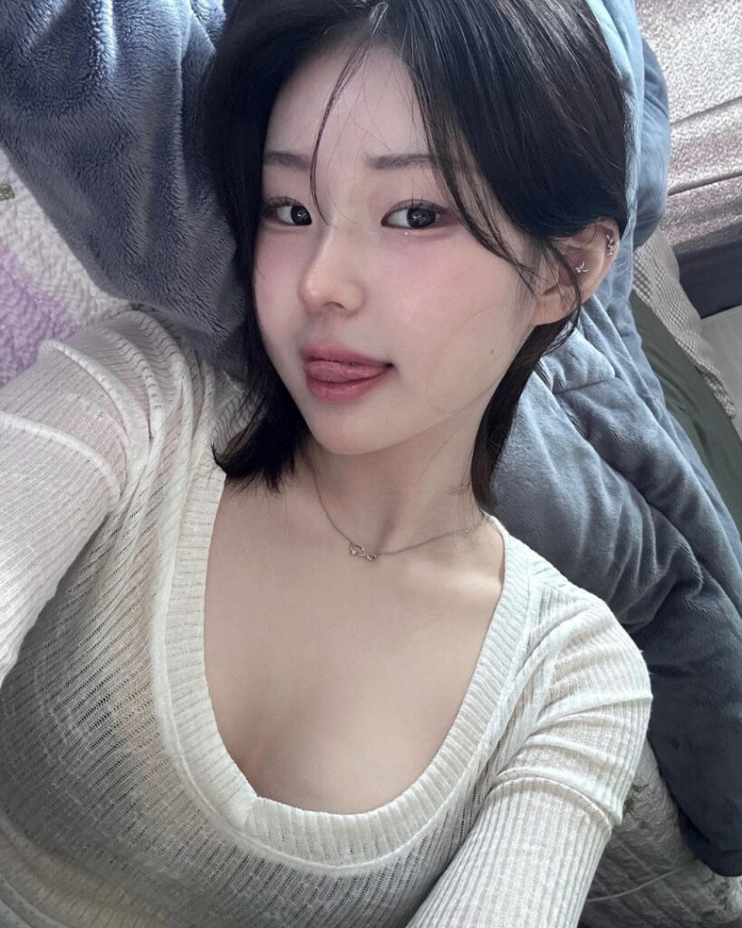 Instagram – Asian – Korean – beacon_z – Nude Leaks