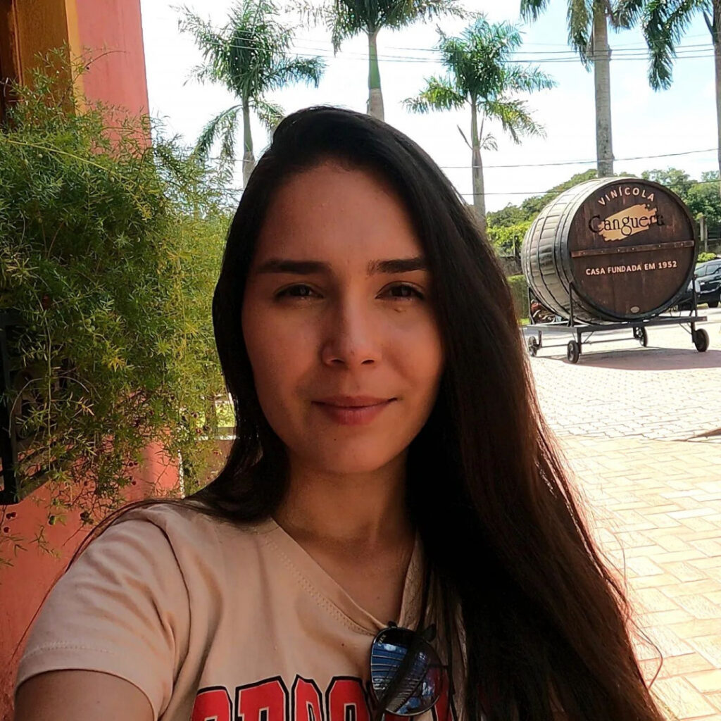 Brazil – Youtube – Beatriz (Minhas Rotas e Viagens) – Nude Leaks