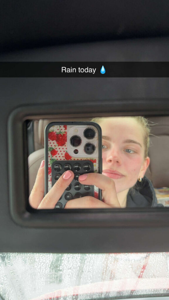 TikTok – Instagram – Becca Means / beccameans – Nude