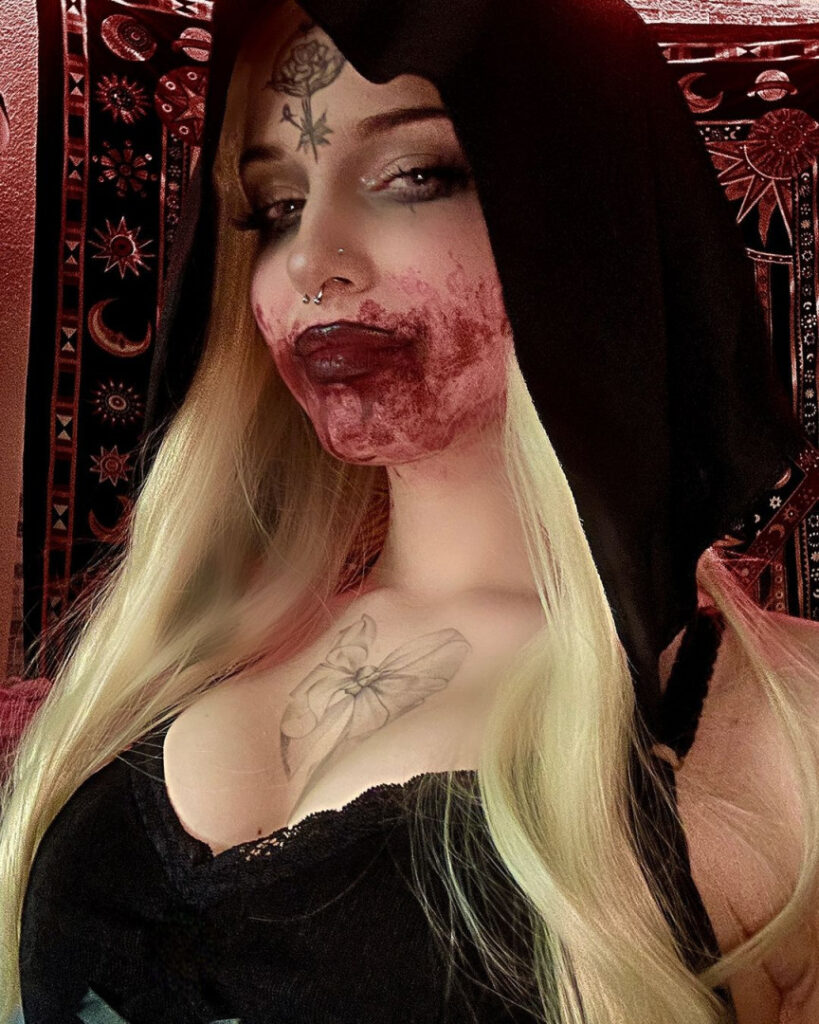 TikTok – Cosplay – beep.baap.bu /4bumblebee4 / real.cherry.coke – Nude Leaks