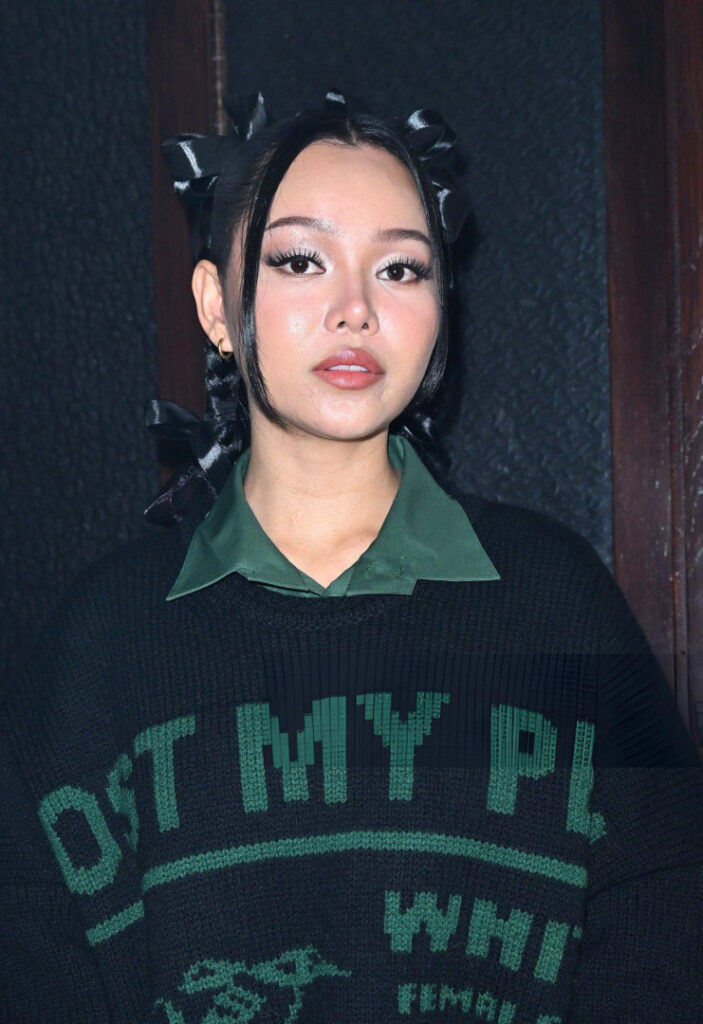 TikTok – Celeb – Bella Poarch – Nude