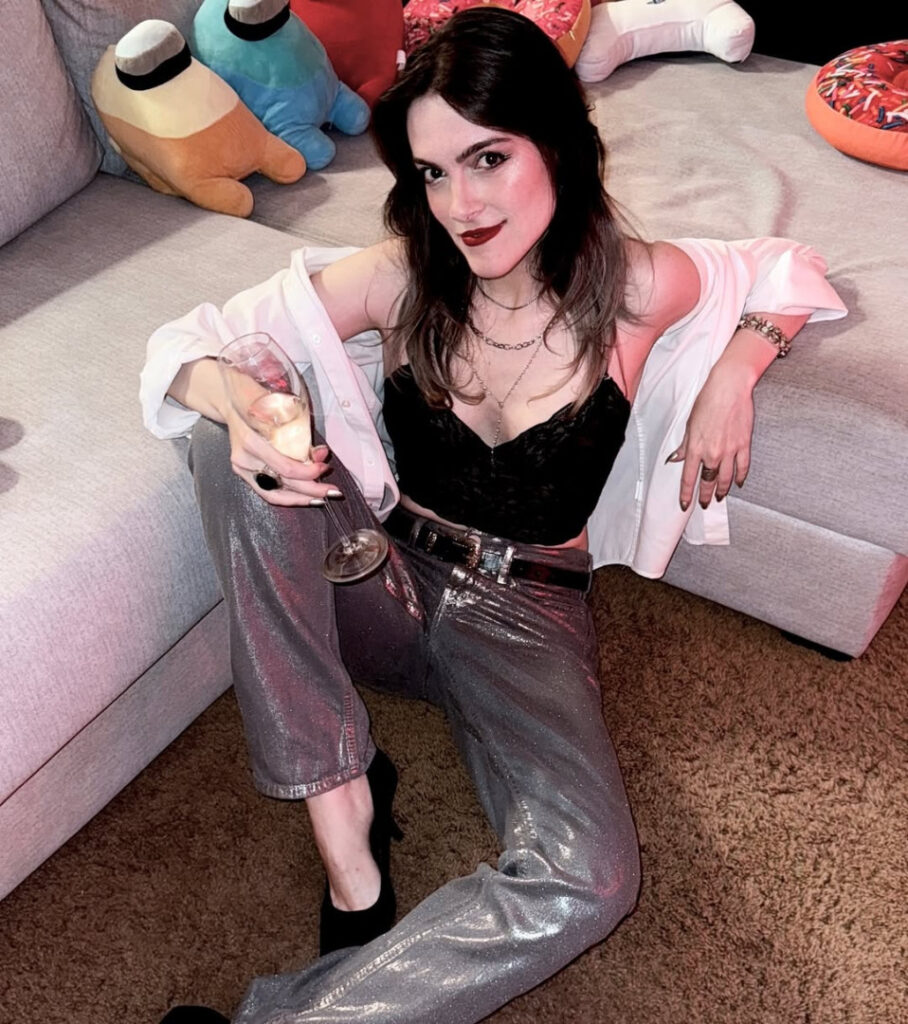 Youtube – TikTok – Instagram – Belle Hendges – Nude