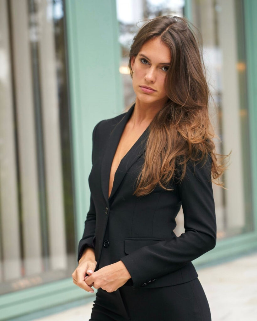 Instagram – Betsy Alvarez – Nude