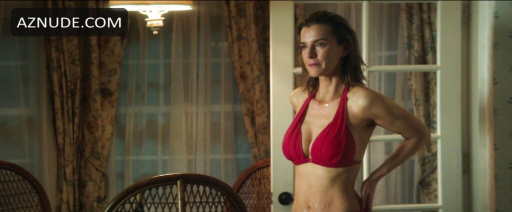 Celeb – Betty Gilpin – Nude