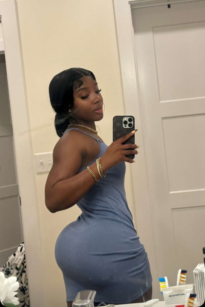 TikTok – Instagram – Bhadie.kelly   Pyt.kellyyy   Slayy.kellyy – Nude Leaks