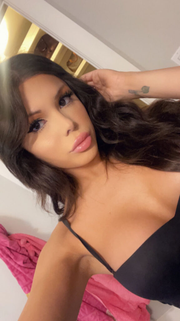 Trans – Instagram – Blaire White – Nude