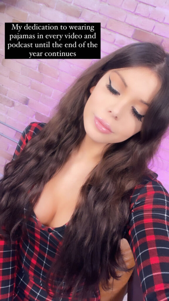 Trans – Instagram – Blaire White – Nude