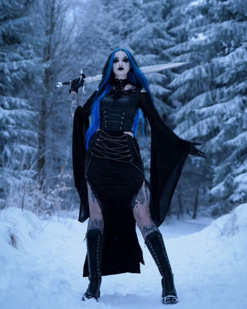 Instagram – BlueAstrid – Nude