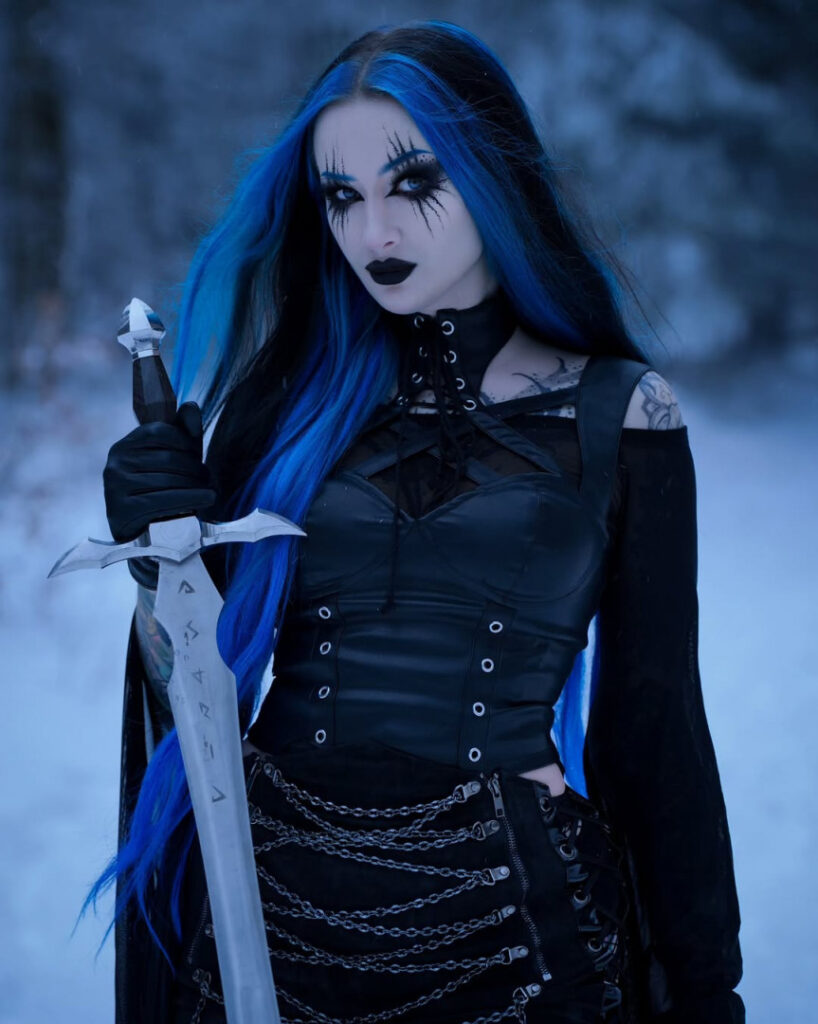 Instagram – BlueAstrid – Nude