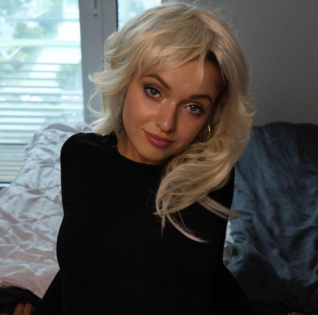 OnlyFans – Bluebabee – Nude Leaks