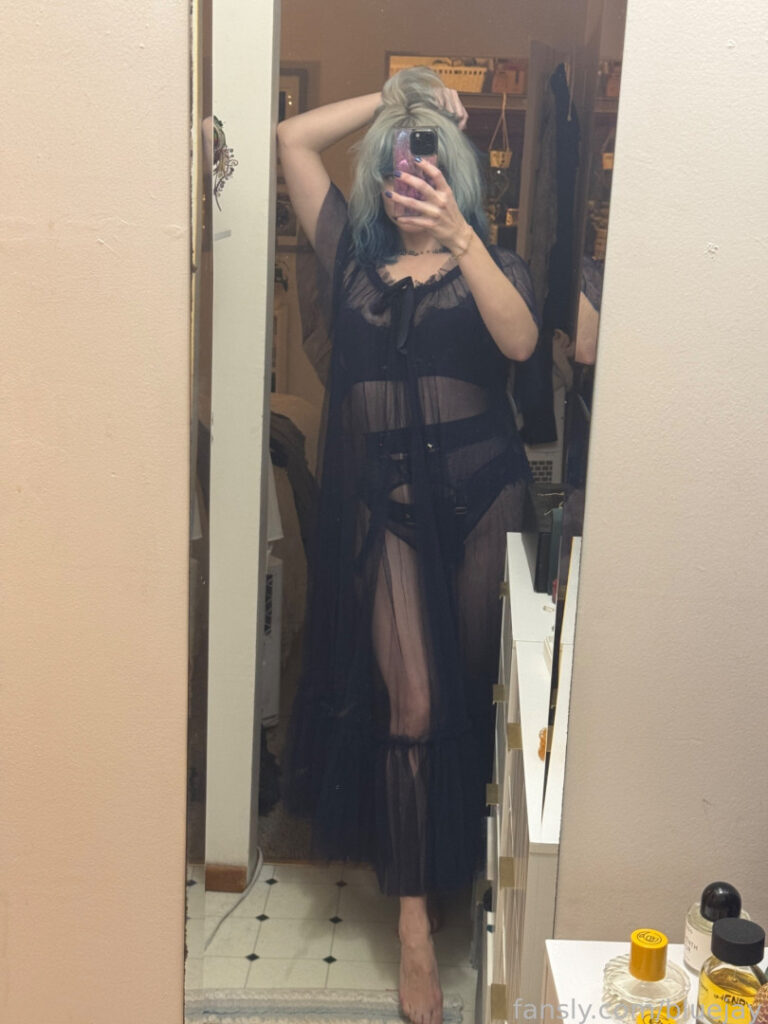 Twitch – OnlyFans – Fansly – Bluejay – Nude