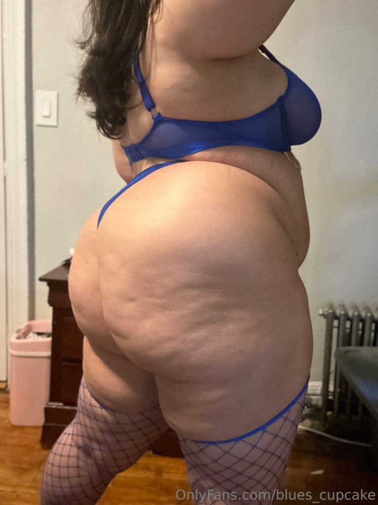 OnlyFans – Blues_cupcake/ Bubblebuttblue/Bluehurricanenyc – Nude