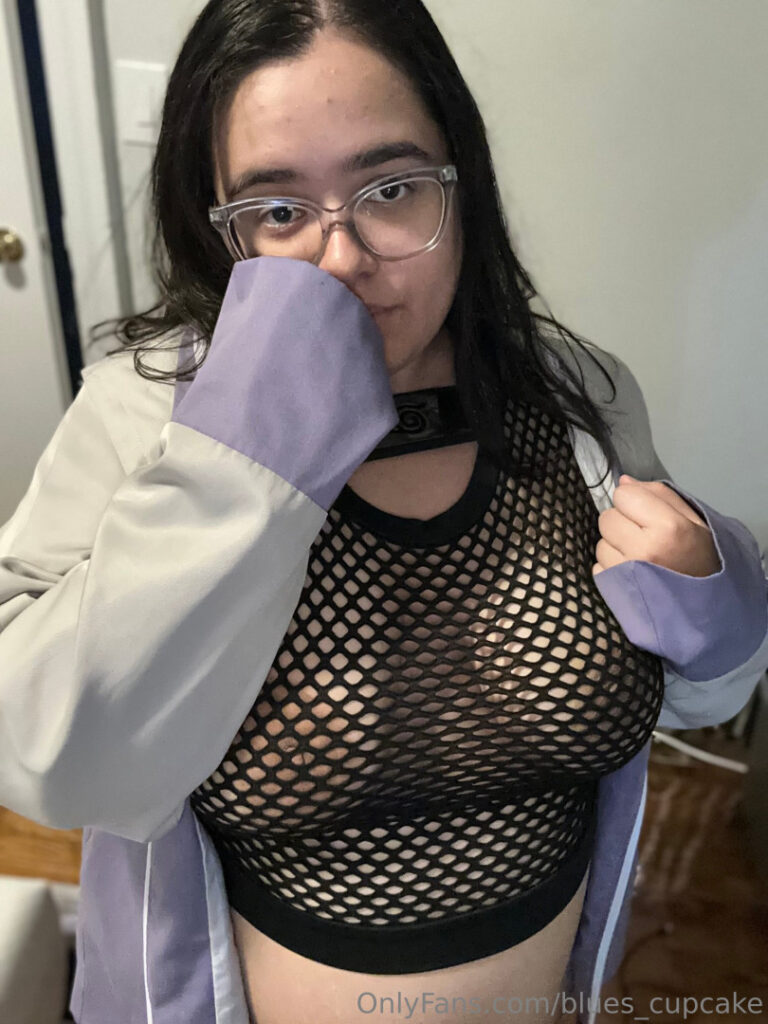 OnlyFans – Blues_cupcake/ Bubblebuttblue/Bluehurricanenyc – Nude