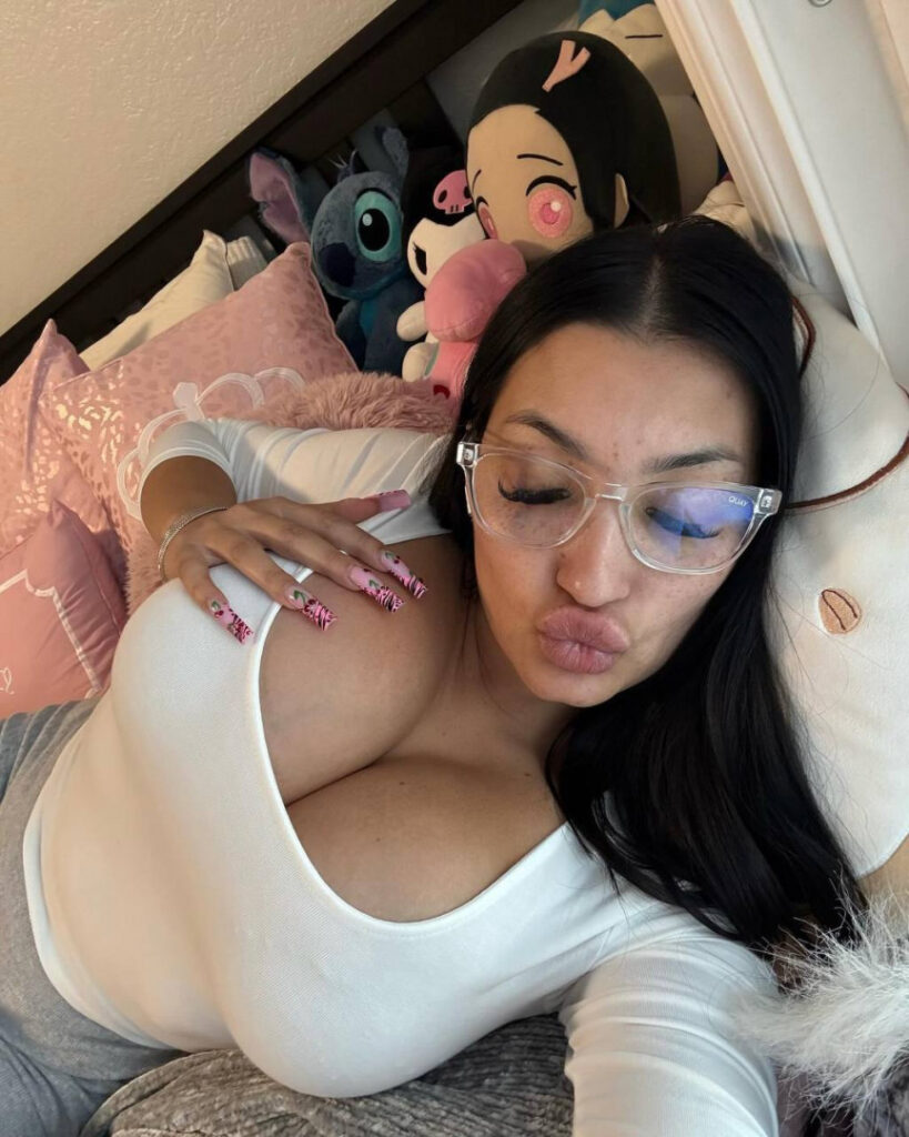 Instagram – Brianna Christine – Nude