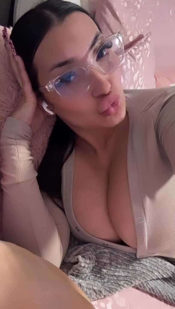 Instagram – Brianna Christine – Nude