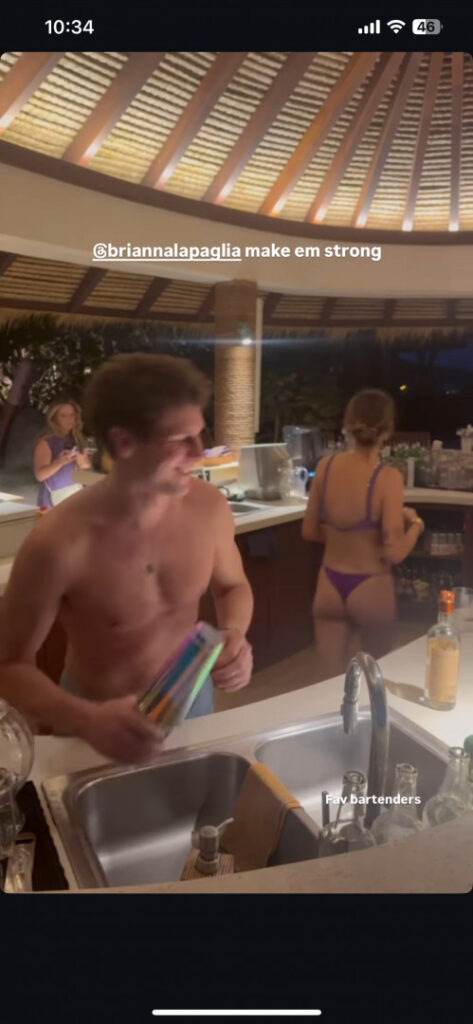 TikTok – Instagram – Briannalapagalia // Briannachickenfry – Nude