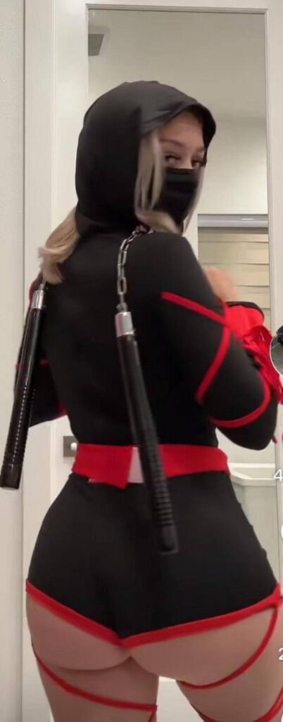 OnlyFans – britneyyyofficial – Nude