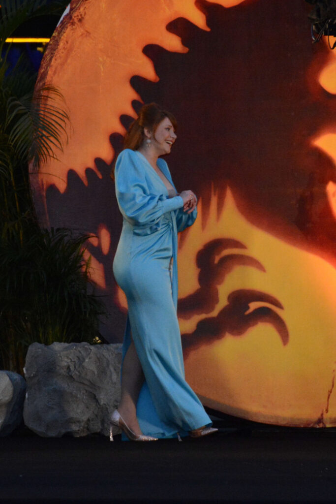 Celeb – Bryce Dallas Howard – Nude