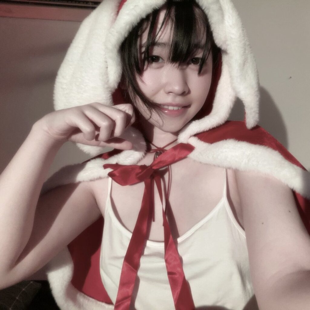 Asian – Japanese – Thai – BunnieRennie / Usagi Rennie – Nude