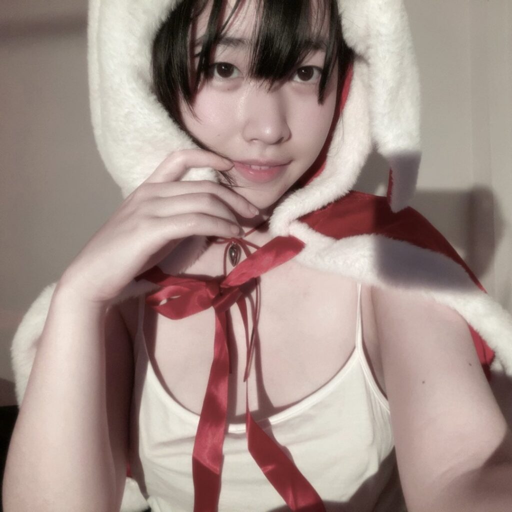 Asian – Japanese – Thai – BunnieRennie / Usagi Rennie – Nude