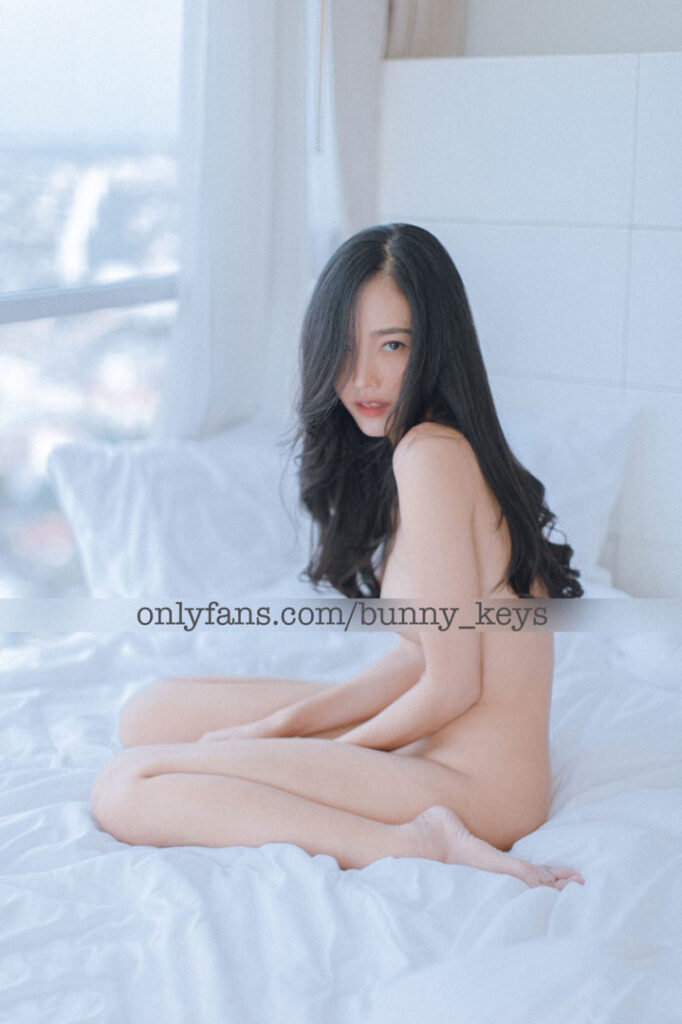 OnlyFans – Asian – Bunny Keys / Thai Playboy Model – Nude