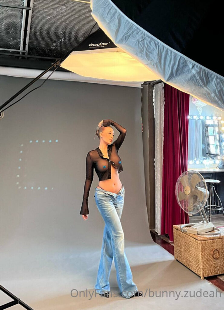 OnlyFans – Asian – Bunny Zudeah – Nude