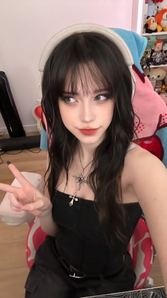 Instagram – Ko-fi – BunnyGirlBree – Nude