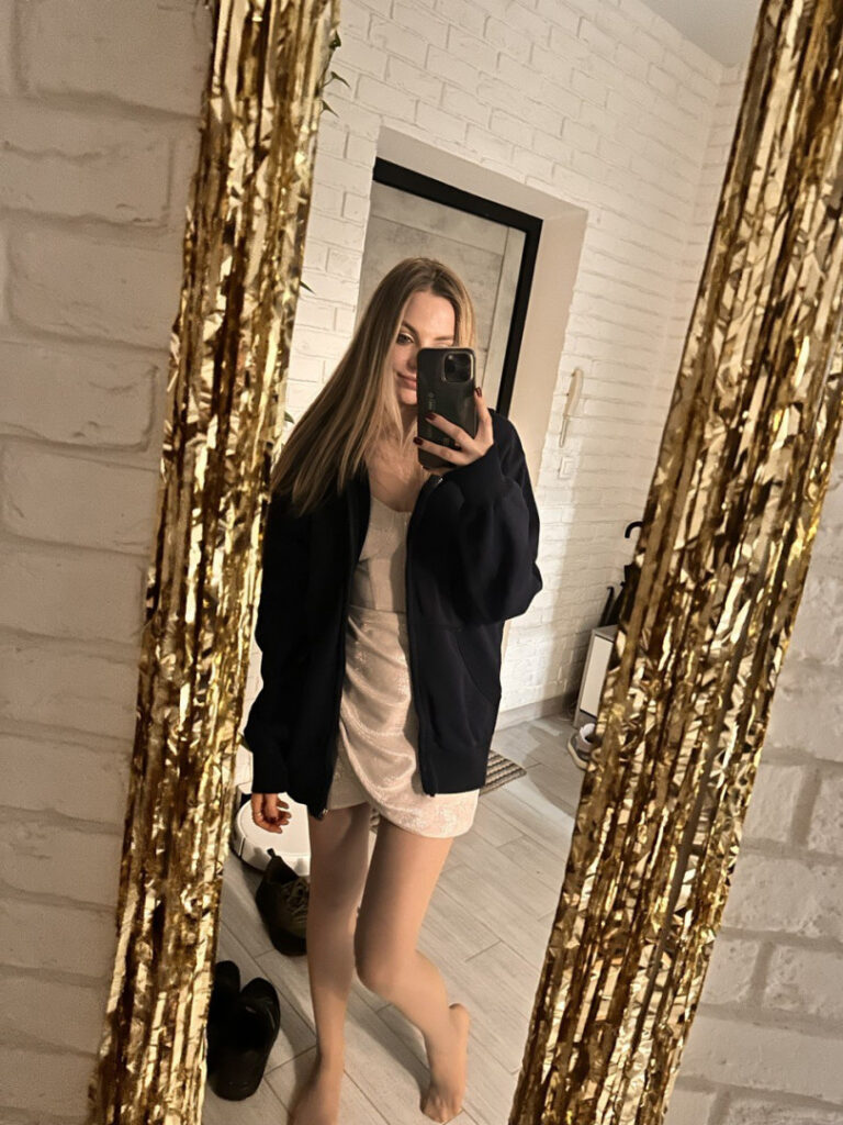 Twitch – Boosty – busya18plus – Nude