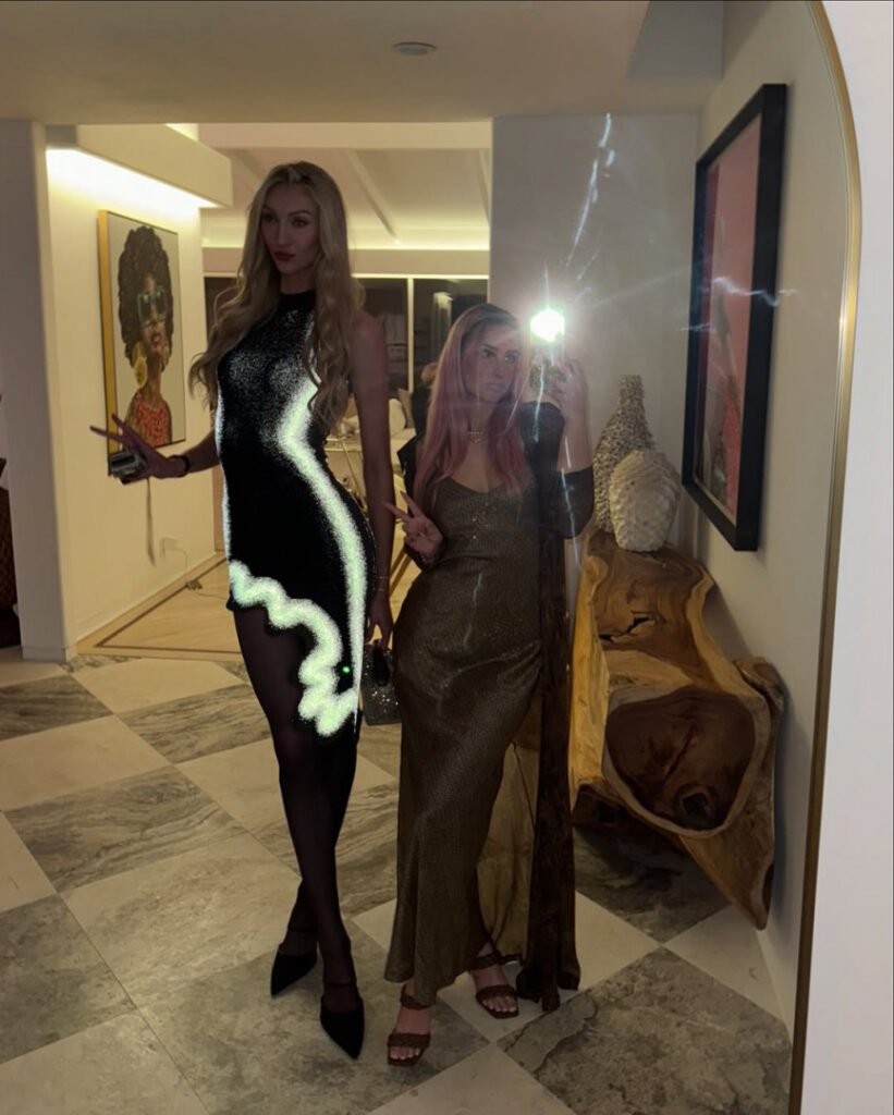 Celeb – Cameron Brink – Nude