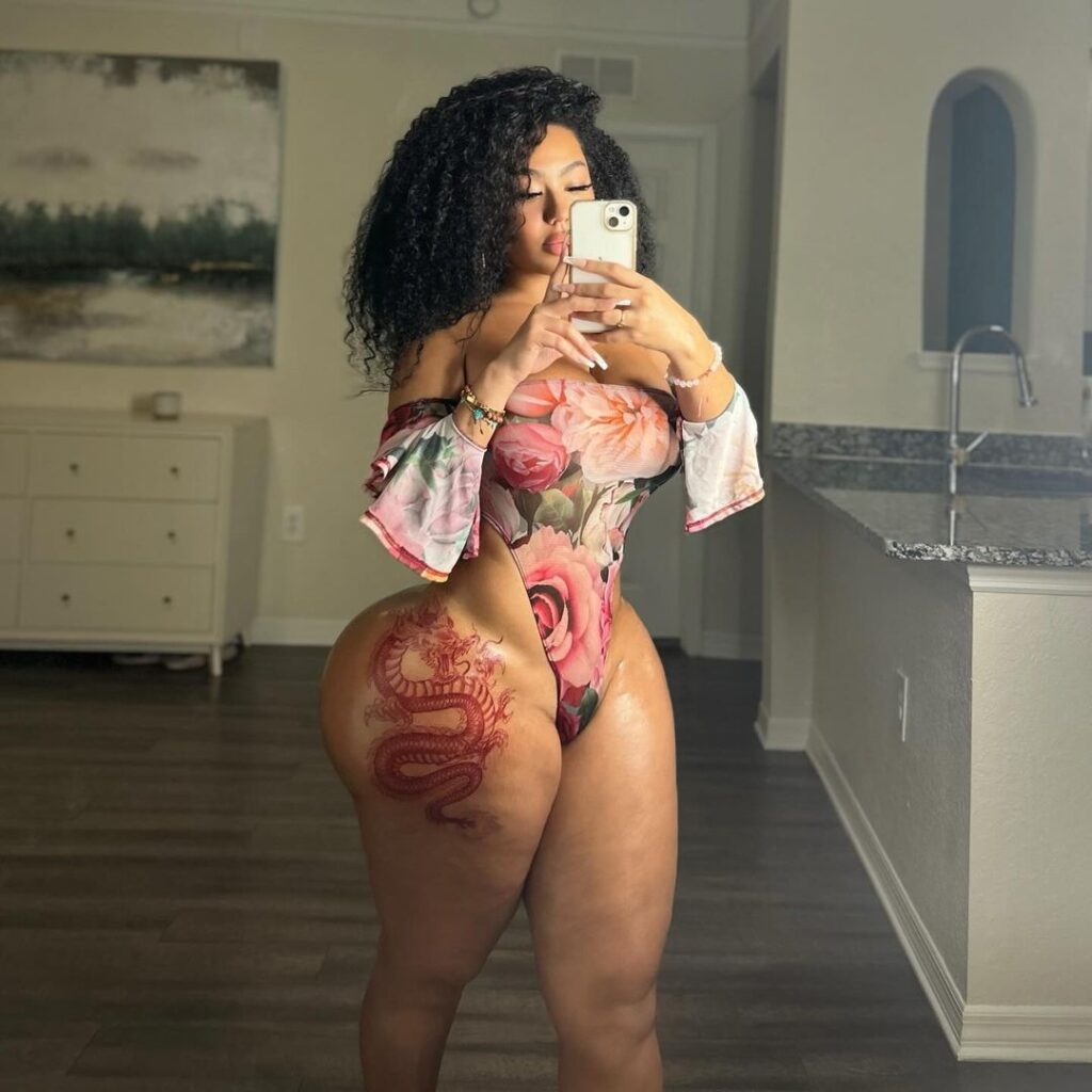 OnlyFans – Instagram – caribbeancurlss – Nude